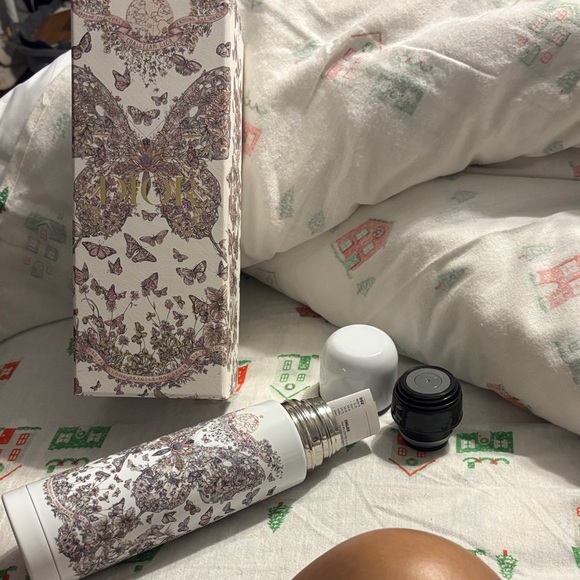 Dior White and Purple Butterfly Design Bottle and Box ( New Never Used) - Picture 2 of 2